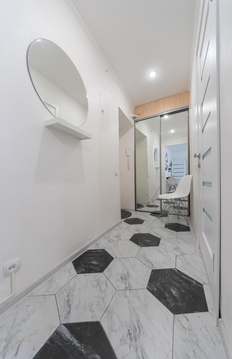 Flat 24 On Lesi Ukrainki 12 With 1 Bedroom Κίεβο Εξωτερικό φωτογραφία